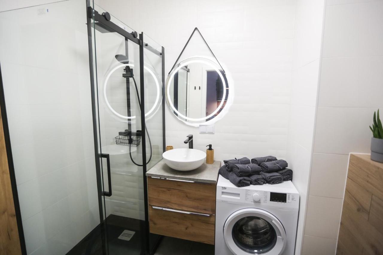 Bookowska 18 Apartment, Parking Free, Check In 24h Apartment *