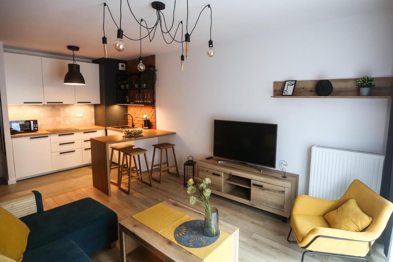 Bookowska 18 Apartment, Parking Free, Check In 24h Apartment